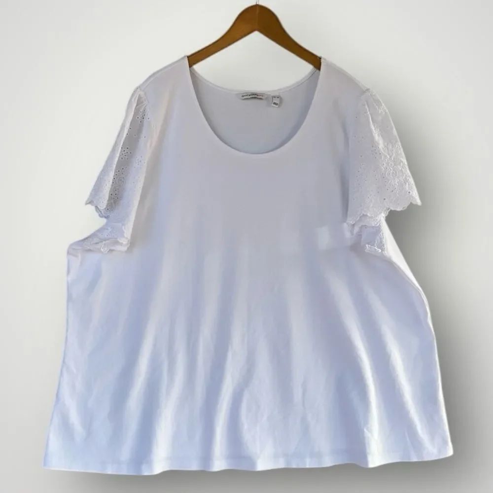 🎉5 for $45🎉 Isaac Mizrahi top blouse tshirt size 5X white